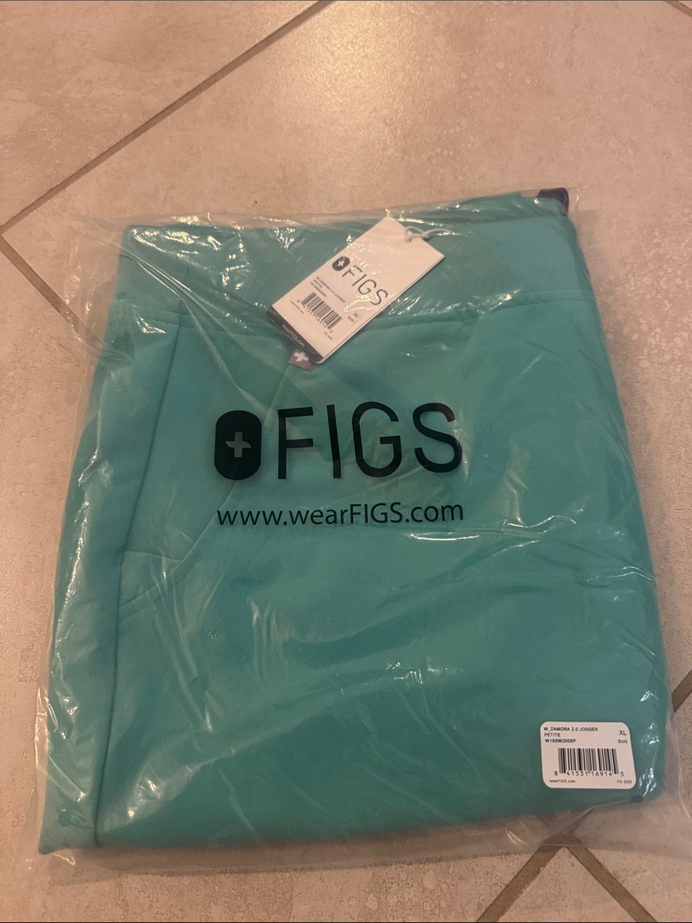 FIGS Women's Zamora 2.0 Jogger Petite Surgical Green